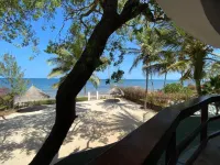 Silver Rock Hotel & Beachfront Apartments