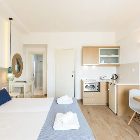 Eltina Hotel