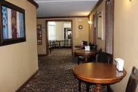 Knights Inn Grand Forks - Motels