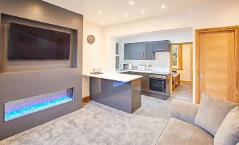 Host & Stay - Knight Retreat