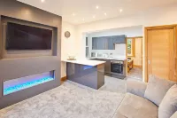 主持人住宿騎士撤退