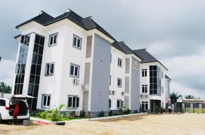BOSTON HILLS RESORT & HOTEL LTD Hotels in Umuoji