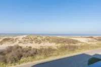 Apartment in Koksijde Near Sandy Beaches - Ocean View
