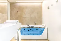 Metropol Spa Hotel - Hot Tub