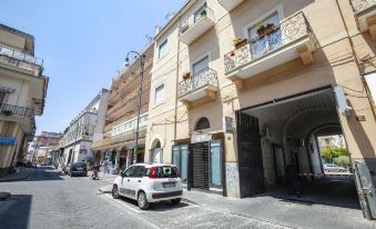 Boscoreale Vanilla Flats Free Parking