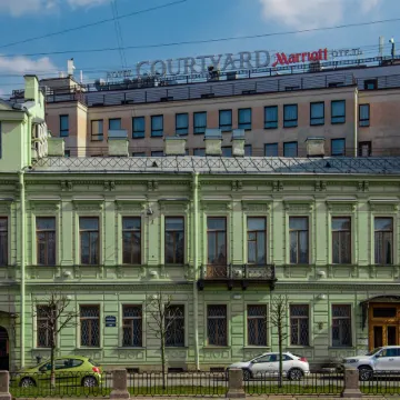 Cort Inn St-Petersburg Hotel & Conference center (ex. Courtyard by Marriott St-Petersburg Center HotelКорт Инн Санкт-Петербург)
