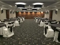 Hotel Metropol - พร้อมอาหารเช้า