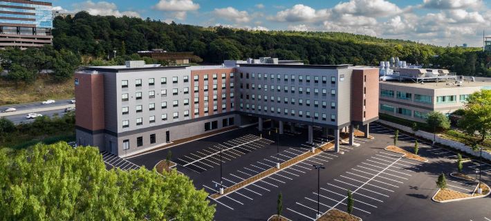Fairfield Inn & Suites Boston Waltham Hotels in Middlesex County