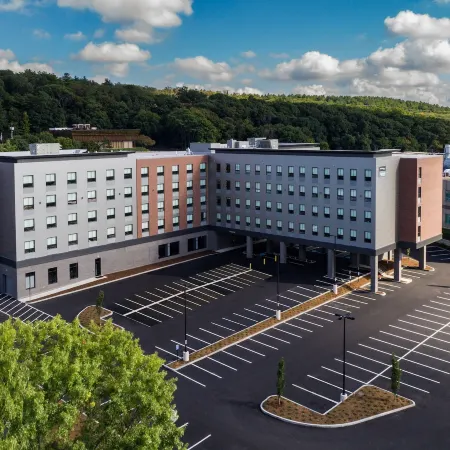 Fairfield Inn & Suites Boston Waltham