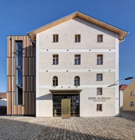 Hotel Röhrl Отели в г. Петтендорф