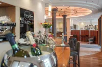 Hotel Schweizerhof Basel - Baarit