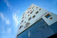 The Maureen Hotels in Kolkata