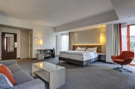 Kommerzhotel Köln Отели рядом с достопримечательностью «Dom Treasury»