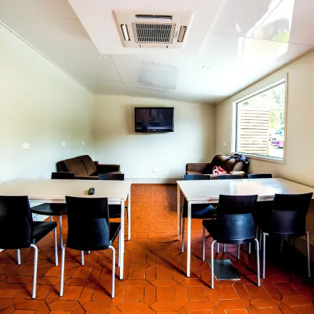 Te Anau Lakeview Holiday Park & Motels