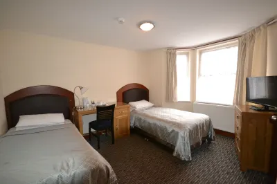 Airport Guest House Hotels in Colnbrook