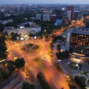 Pullman Bucharest World Trade Center Hotels near RomExpo Arena