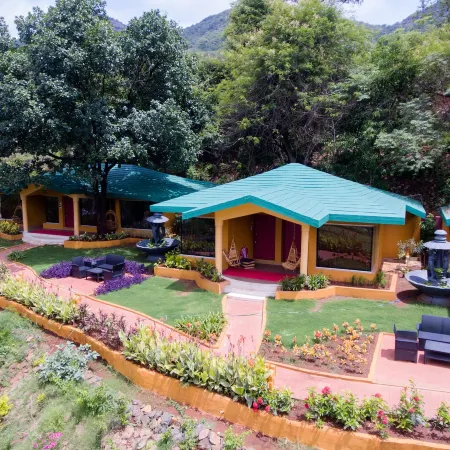 Residency Lake Resort & Spa
