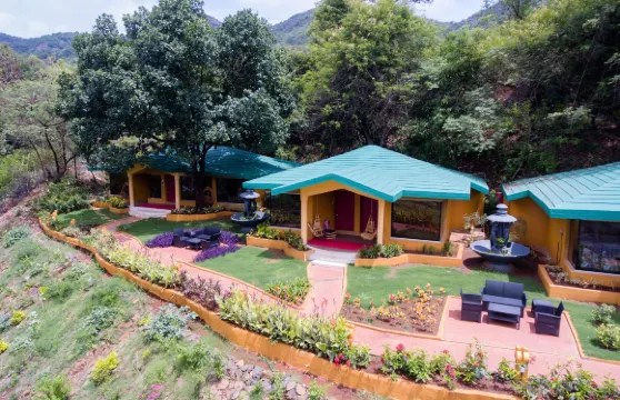 公寓湖水療度假村