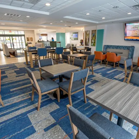 Wingate by Wyndham Lafayette Airport