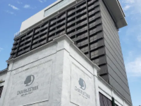 DoubleTree by Hilton Tallahassee Hotels in Tallahassee