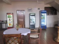 Coconut Grove Bridge House Hoteles en Elmina