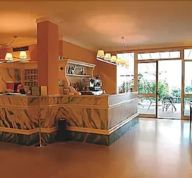 Hotel Diana