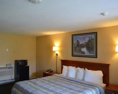 Hyannis Host Inn Hotels in Barnstable