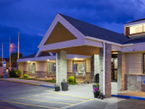 AmericInn by Wyndham Fargo West Acres Hotels in Fargo