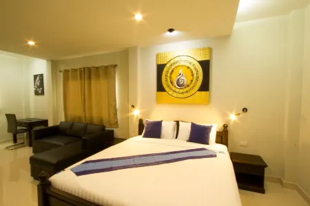 The Rise Resort Отели рядом с достопримечательностью «Wat Sa Si»