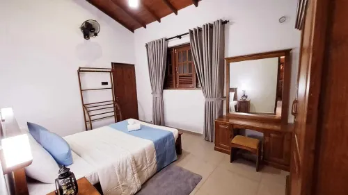 Golden Shower Inn - albergo