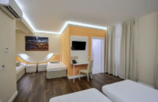 7 Bell's House Hotels in Civitavecchia