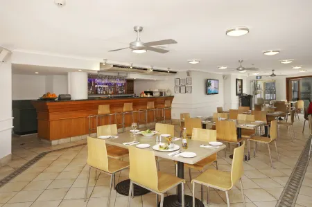 Sovereign on the Gold Coast Отели рядом с достопримечательностью «Саул Бордуолк»