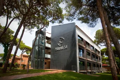 SG Marina 54 Apartments Hotels near Platja de Castelldefels
