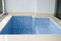 Hotel Madeiro - ที่มีสปา