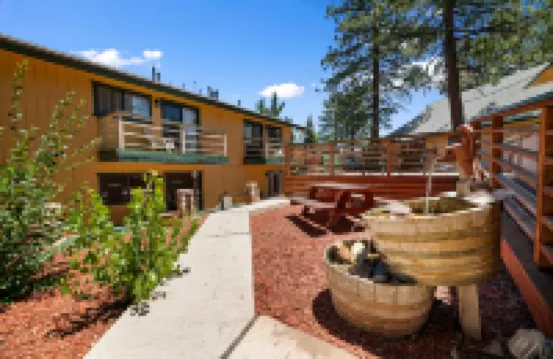 Big Bear Lake Front Lodge