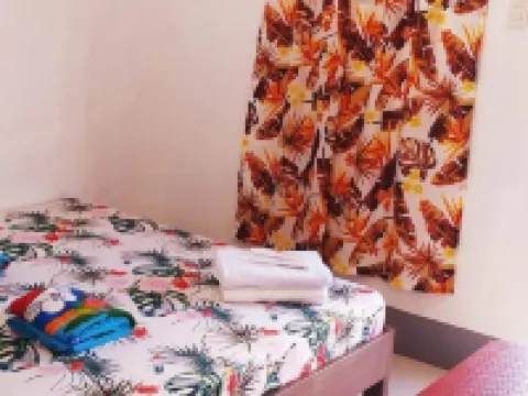 Ysraela Lodging House - Sabang Hotéis em Baler