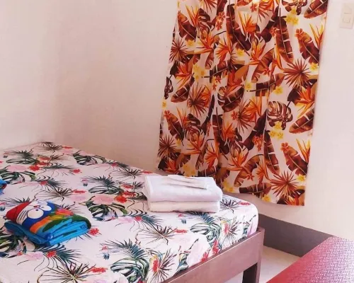 Ysraela Lodging House - Sabang Ξενοδοχεία στην πόλη Baler