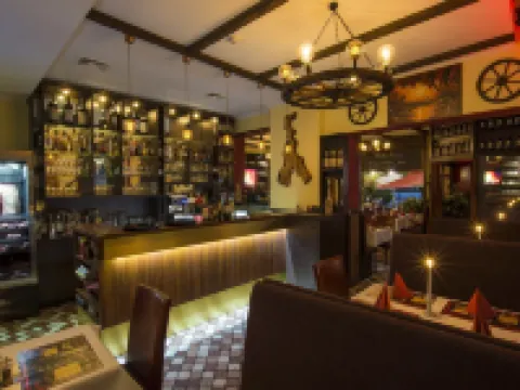 ベッド & ブレックファスト アム ルイゼンプラッツ ポツダムのホテル