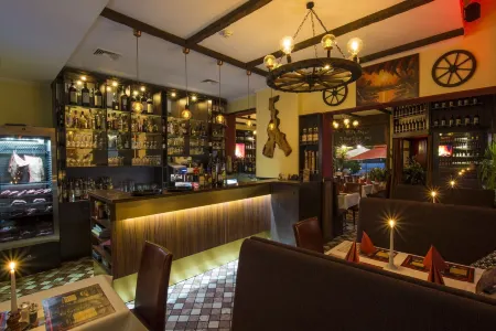 Bed & Breakfast am Luisenplatz Отели рядом с достопримечательностью «Потсдамский университет»