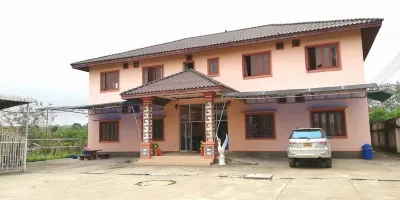 Hongkham Guesthouse Xiengkhouang Laos Отели в г. 