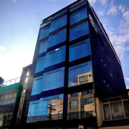 Hotel Wess Отели рядом с достопримечательностью «Конгресс-центр G12»