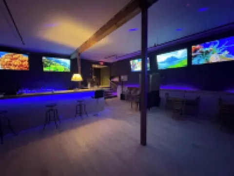 Art Infiniti Hotel Hotels in Maple Ridge