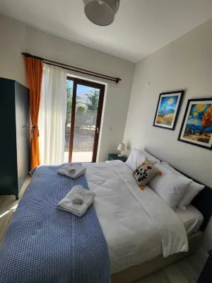 KAYA KORUĞU CUNDA Hotels near Cataltepe Plaji