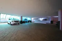 Hotel M Story - parking