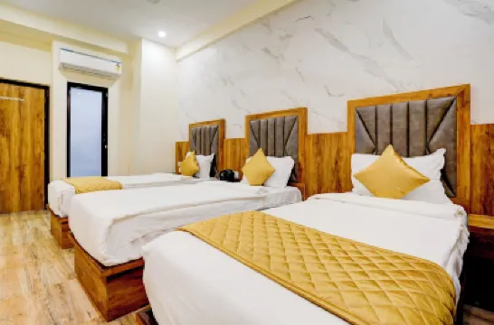 HOTEL BREEZE BAY Các khách sạn ở 