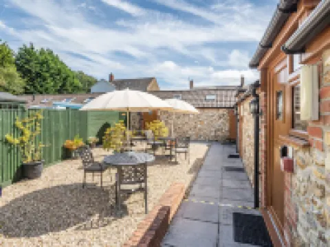 The Golden Fleece Hotels in Chard