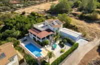 Pomos Harbour View Villa - Villas