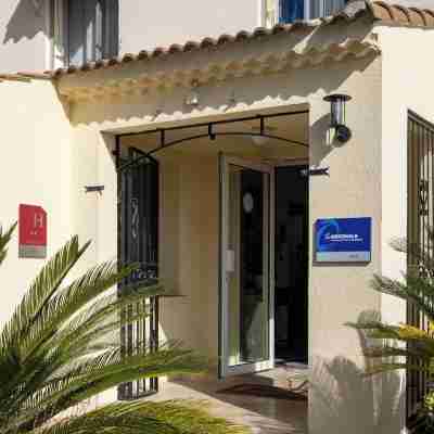 The Originals City, Hotel Azur, Fos sur Mer Hotel Exterior