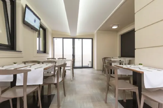 Prime Hotel Apartmani Отели рядом с достопримечательностью «Храм Святого Саввы»