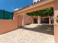 Stylish Villa in Buje with Outdoor Kitchen - 3-Star